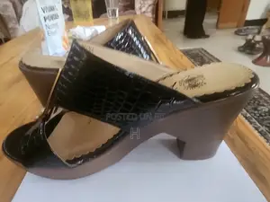 Stylish Women Dress Shoe