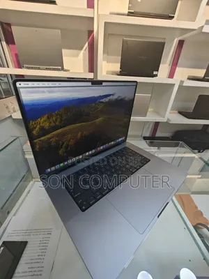 New Laptop Apple MacBook Pro M1 16GB Apple M1 Pro SSD 1T