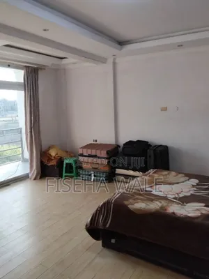 6bdrm Townhouse/Terrace in አያት, Yeka for sale