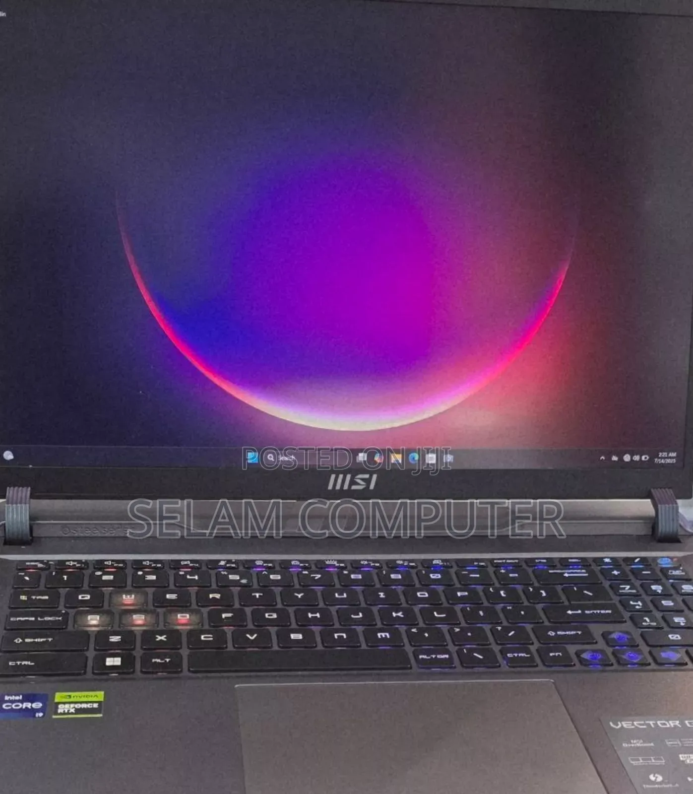 New Laptop MSI Vector 17 HX AI A2XWJG 16GB Intel Core I9 SSD 1T