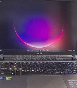 New Laptop MSI Vector 17 HX AI A2XWJG 16GB Intel Core I9 SSD 1T