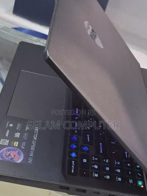 New Laptop MSI Vector 17 HX AI A2XWJG 16GB Intel Core I9 SSD 1T