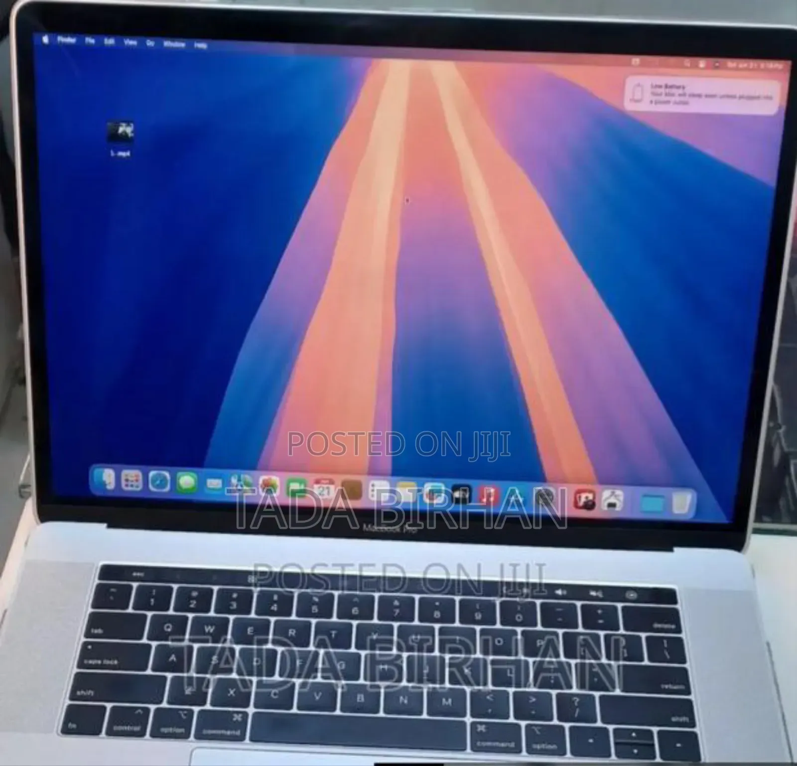 New Laptop Apple MacBook Pro 2018 32GB Intel Core i9 SSD 1T