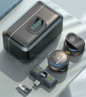 Photo - Wireless Lavalier የሆነ ባለ 2 Radio ማይክራፎን