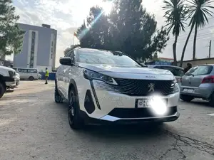 Peugeot 5008 2022 Ivory
