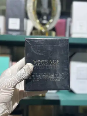 Photo - Versace Crystal Noir Perfume for Her