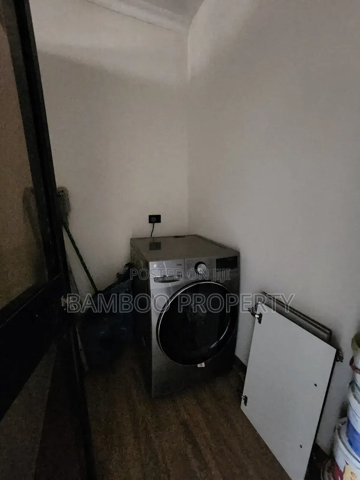 Furnished 3bdrm Apartment in Bole for rent