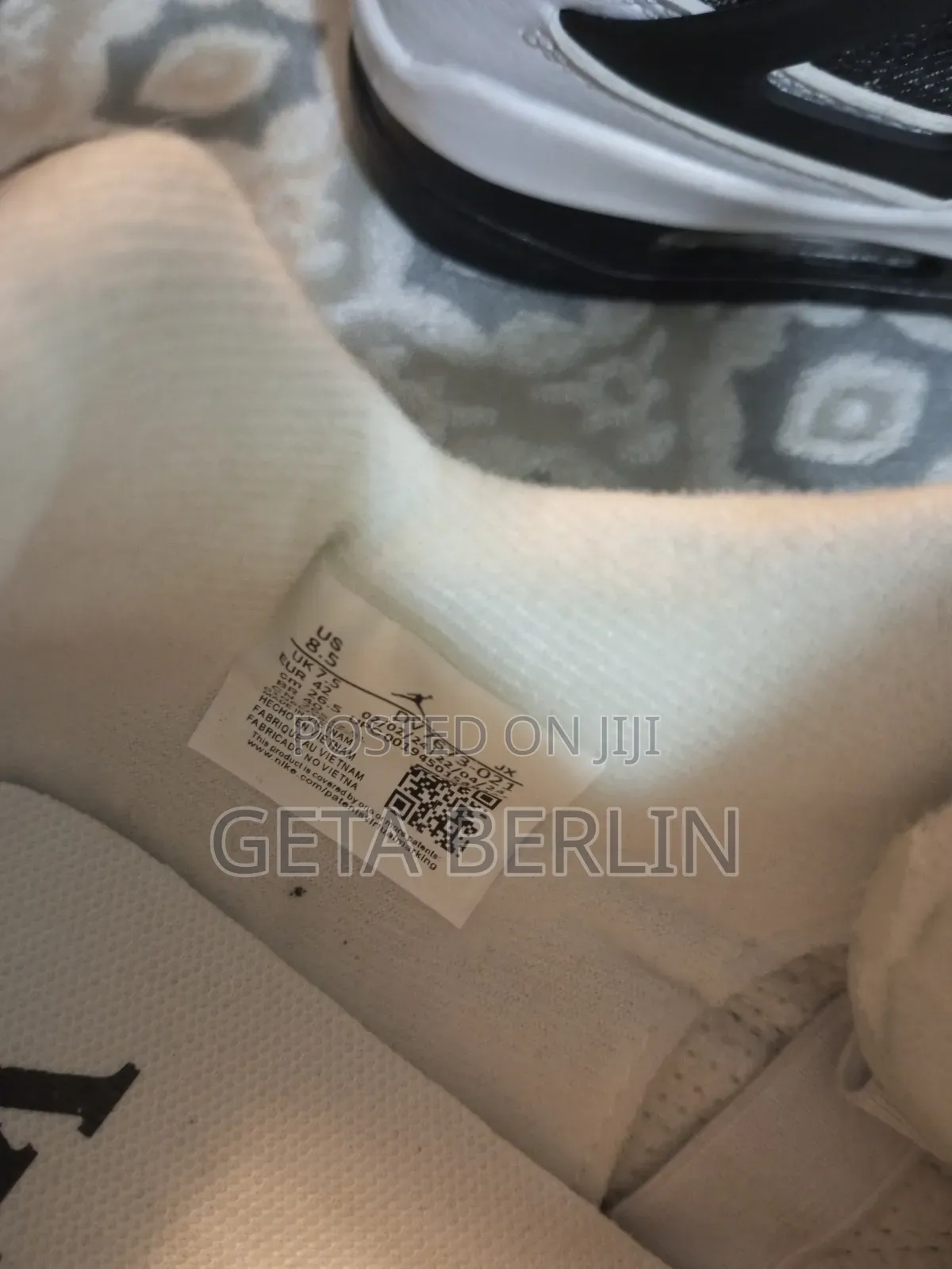 Jordan 4 Retro Louis Vuitton High Quality