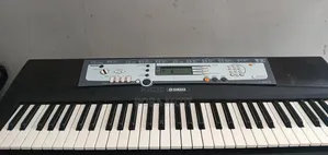 Photo - Keyboard Piano