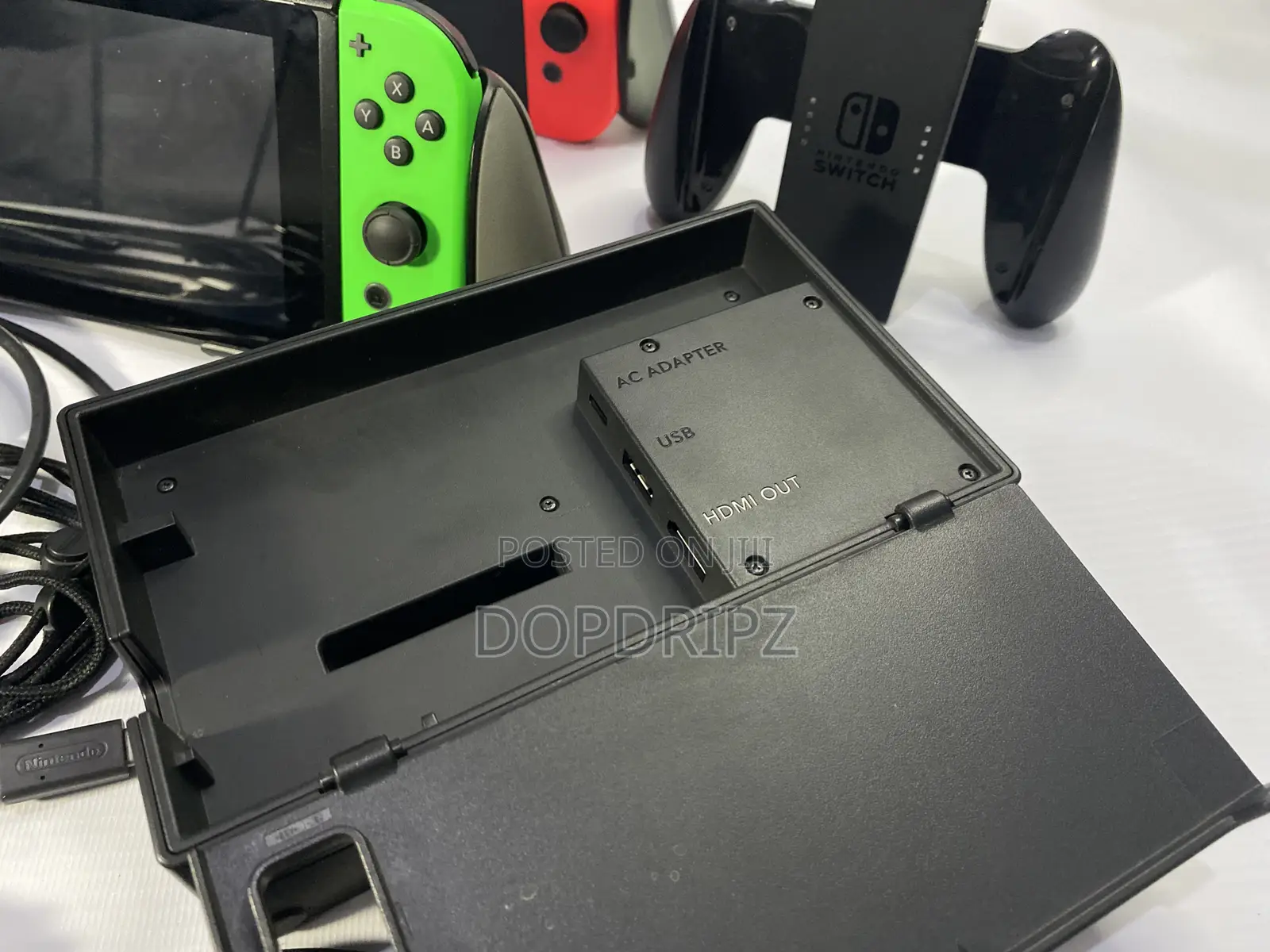 Nintendo Switch 1 | Full Accessory | >100 Games