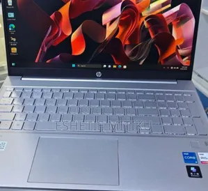New Laptop HP Pavilion 15 8GB Intel Core I5 SSD 1T