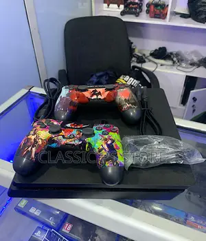 Photo - Playstation Four Slim