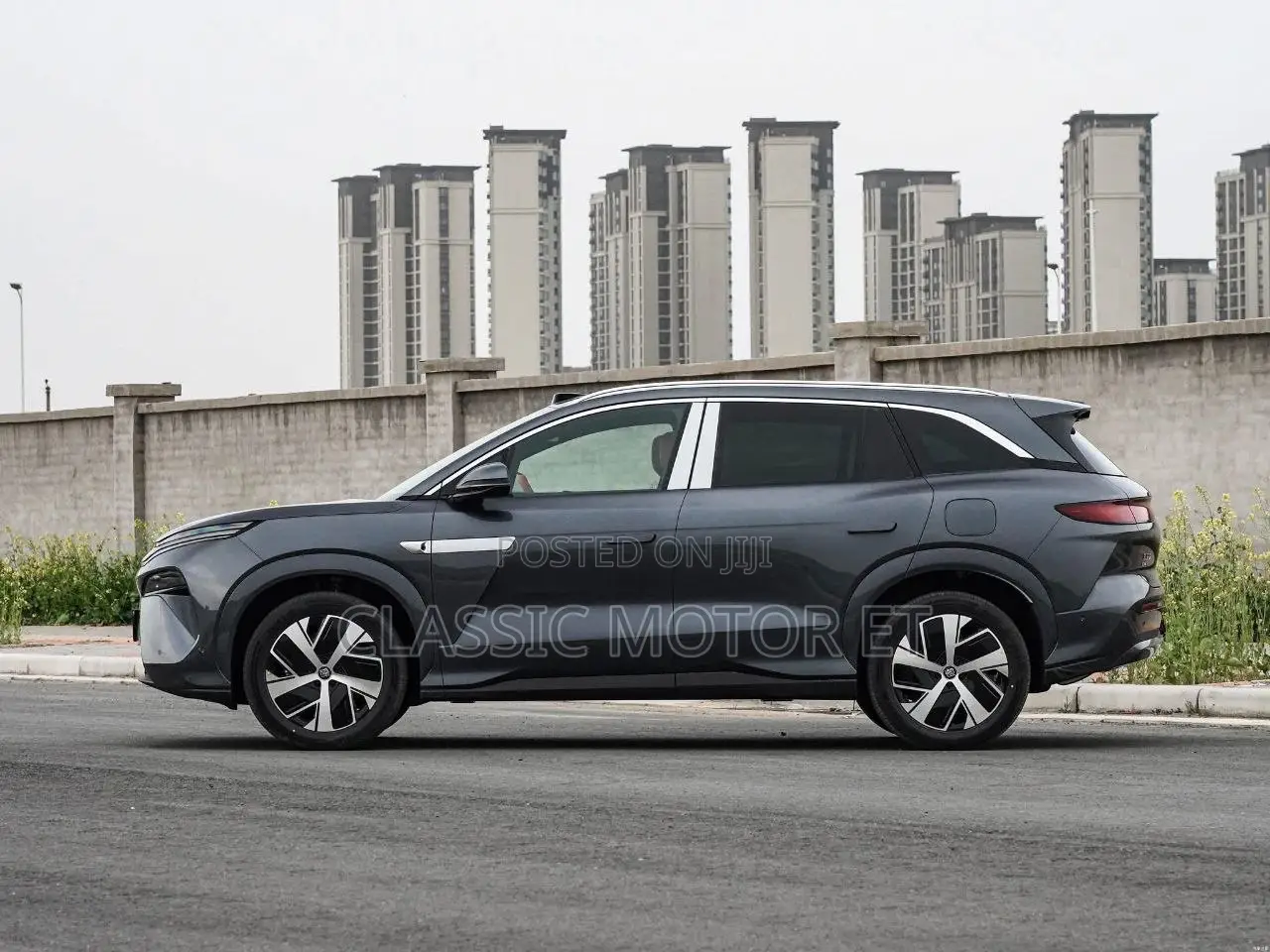 New BYD Tang DM-i 2025 Gray