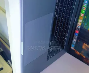 New Laptop Apple MacBook Pro 2019 32GB Intel Core I9 SSD 1T