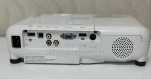 Epson Eb- S05 Projector Display Type :3lcd Colour L