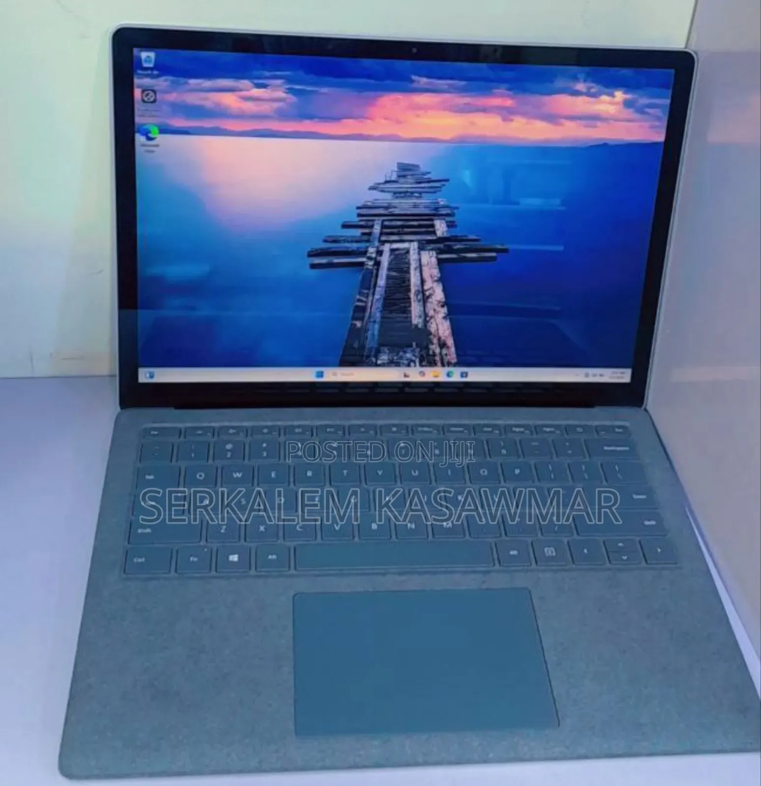 New Laptop Microsoft Surface 16GB Intel Core I7 SSD 512GB