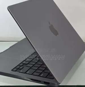 New Laptop Apple MacBook Pro 2023 M3 14-Inch 8GB Apple M3 SSD 512GB