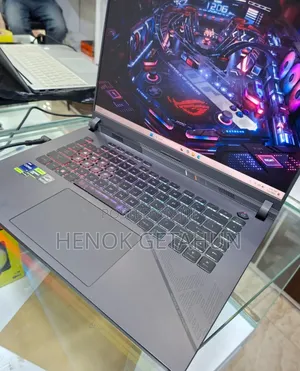 New Laptop Asus ROG Strix G15 32GB Intel Core I9 SSD 1T