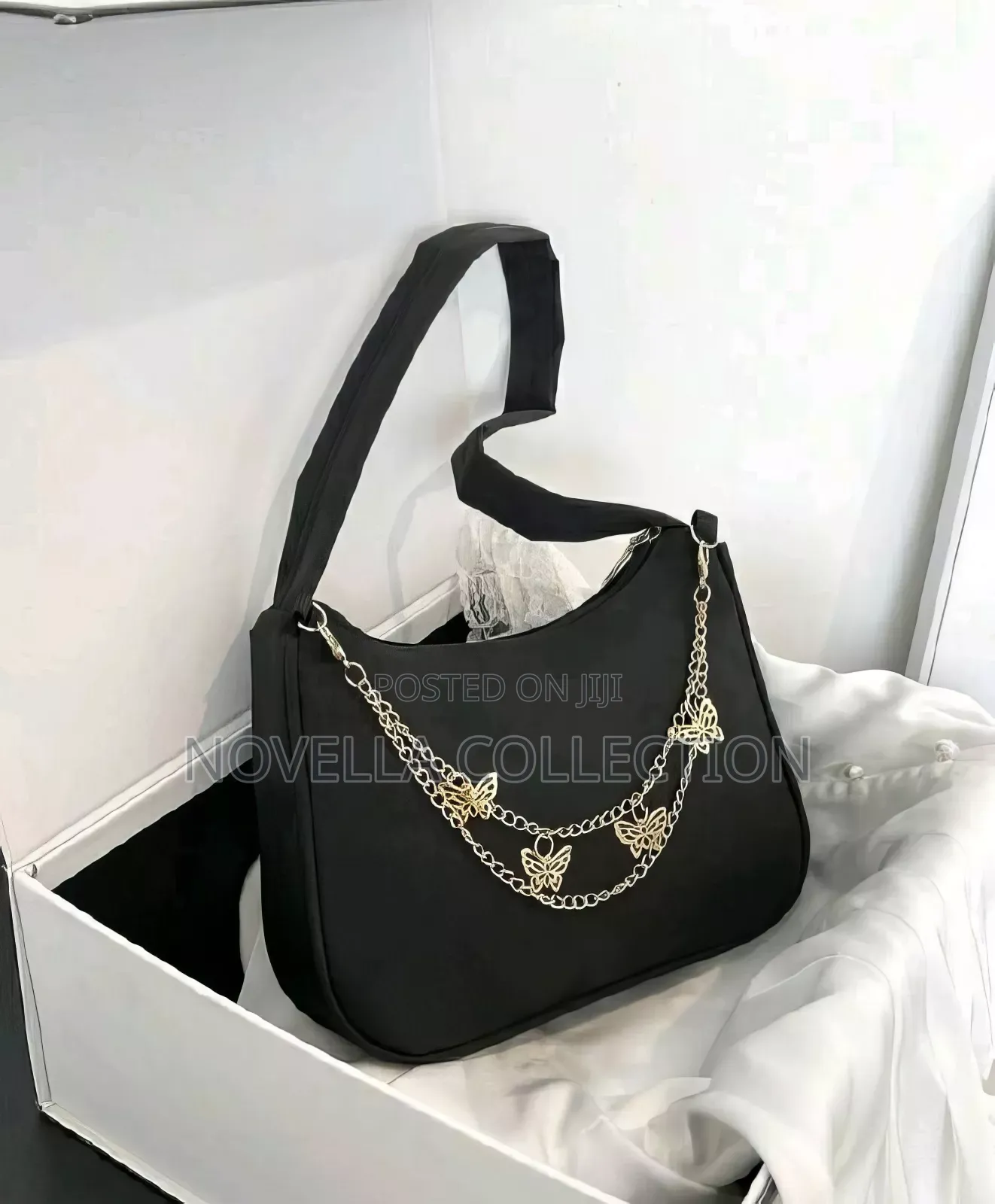 Black Color Hand Bag (Available on Hand)