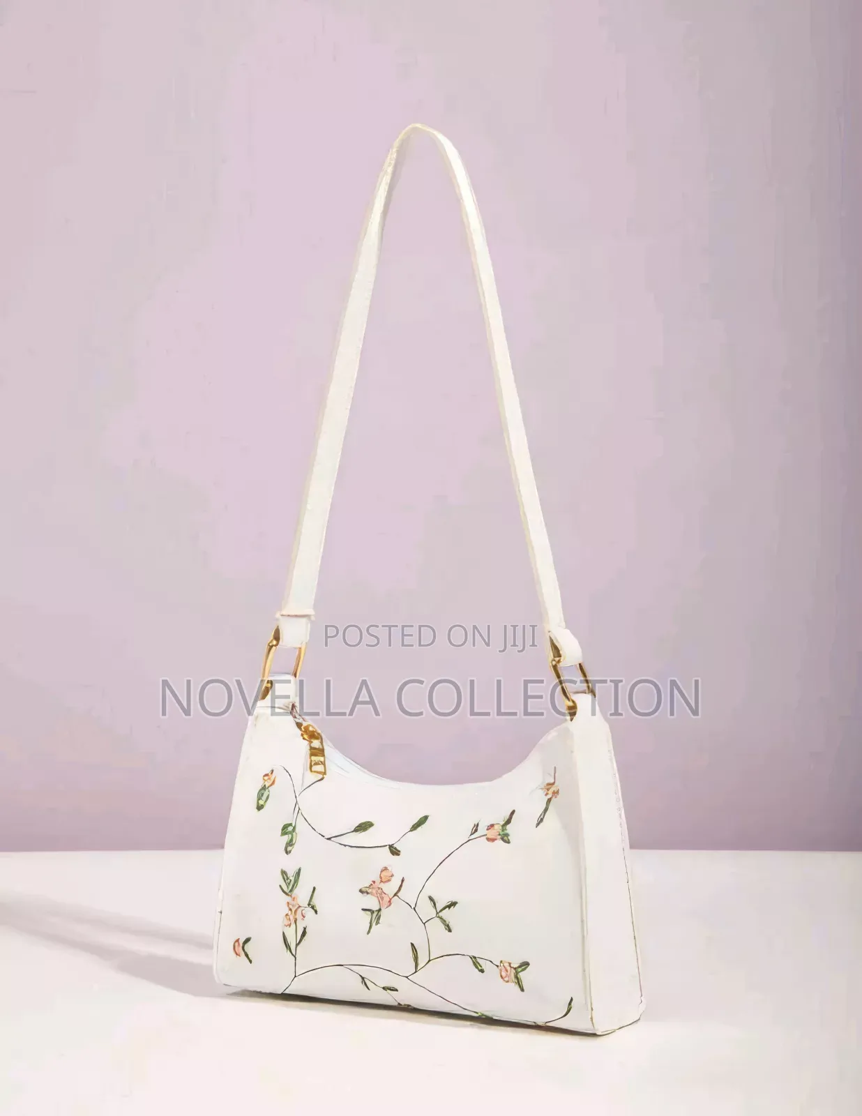 White Color Hand Bag (Available on Hand)