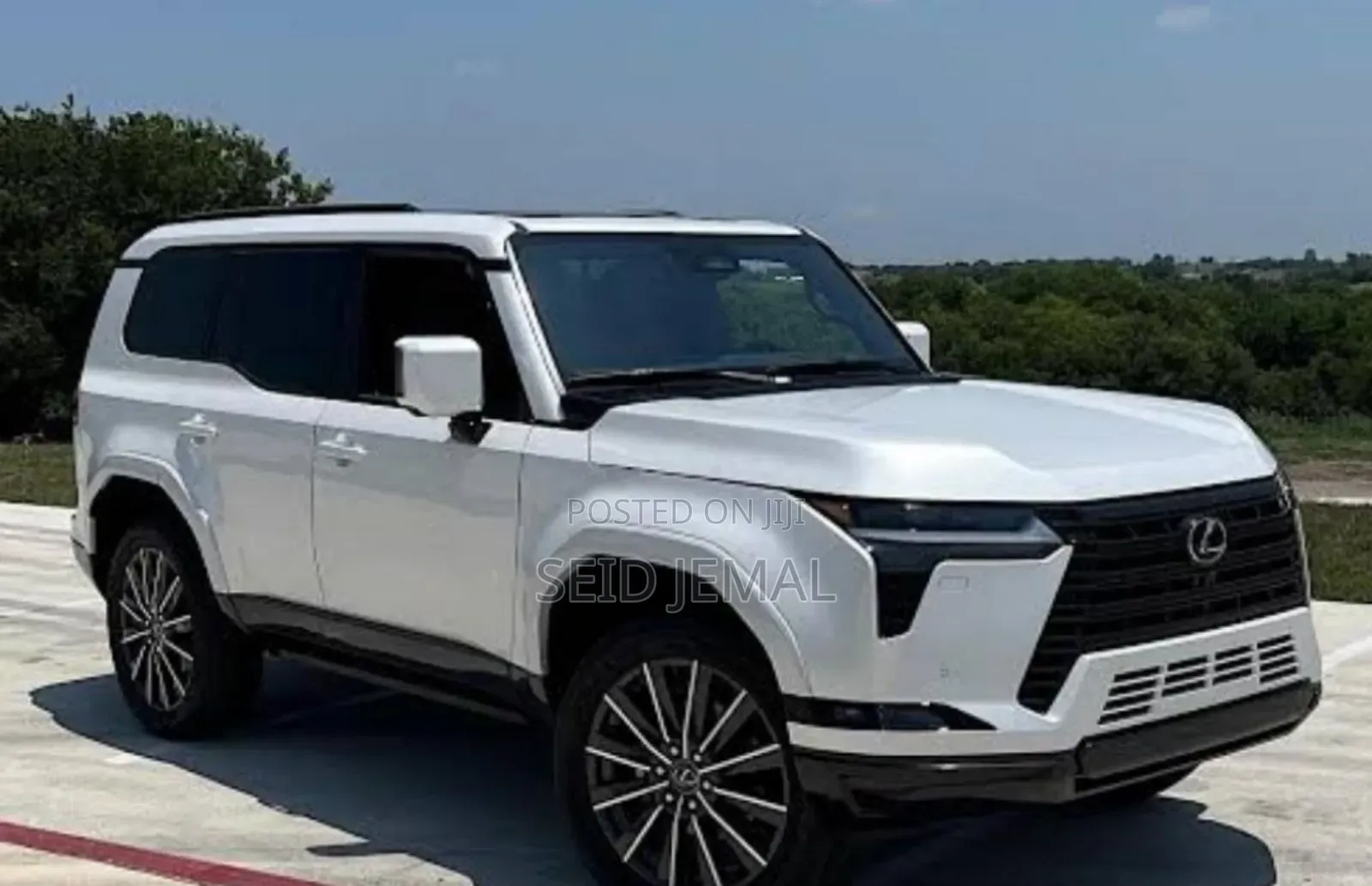 New Lexus GX 550h Hybrid AWD 2024 Off white