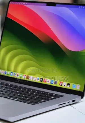 New Laptop Apple MacBook Pro M1 16GB Apple M1 Pro SSD 1T
