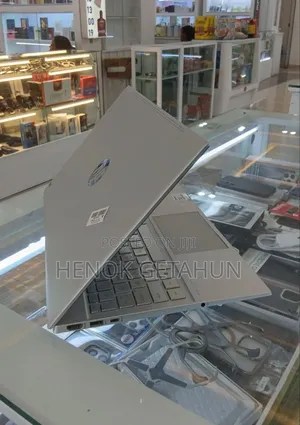 Photo - New Laptop HP Pavilion 15 16GB Intel Core I5 SSD 1T