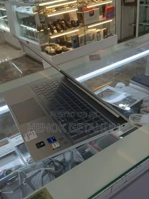 New Laptop HP Pavilion 15 16GB Intel Core I5 SSD 1T