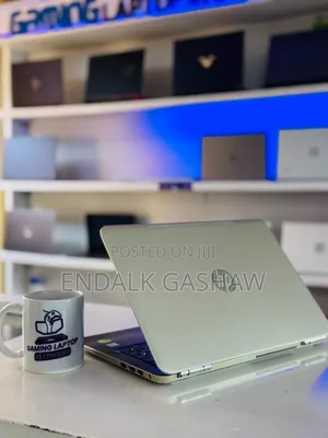 New Laptop HP Pavilion 15 8GB Intel Core I7 SSD 512GB