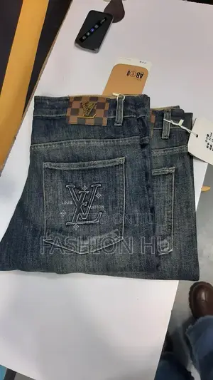 Lovustin Jeans