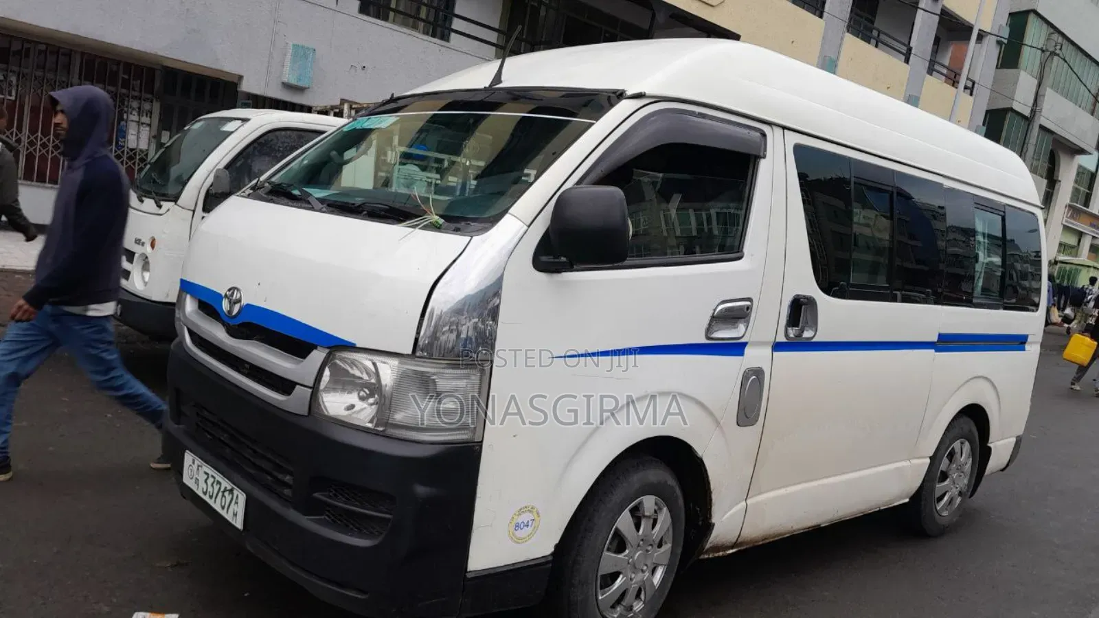 Toyota HiAce 2017 White