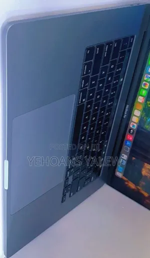 New Laptop Apple MacBook Pro 2019 32GB Intel Core I9 SSD 1T