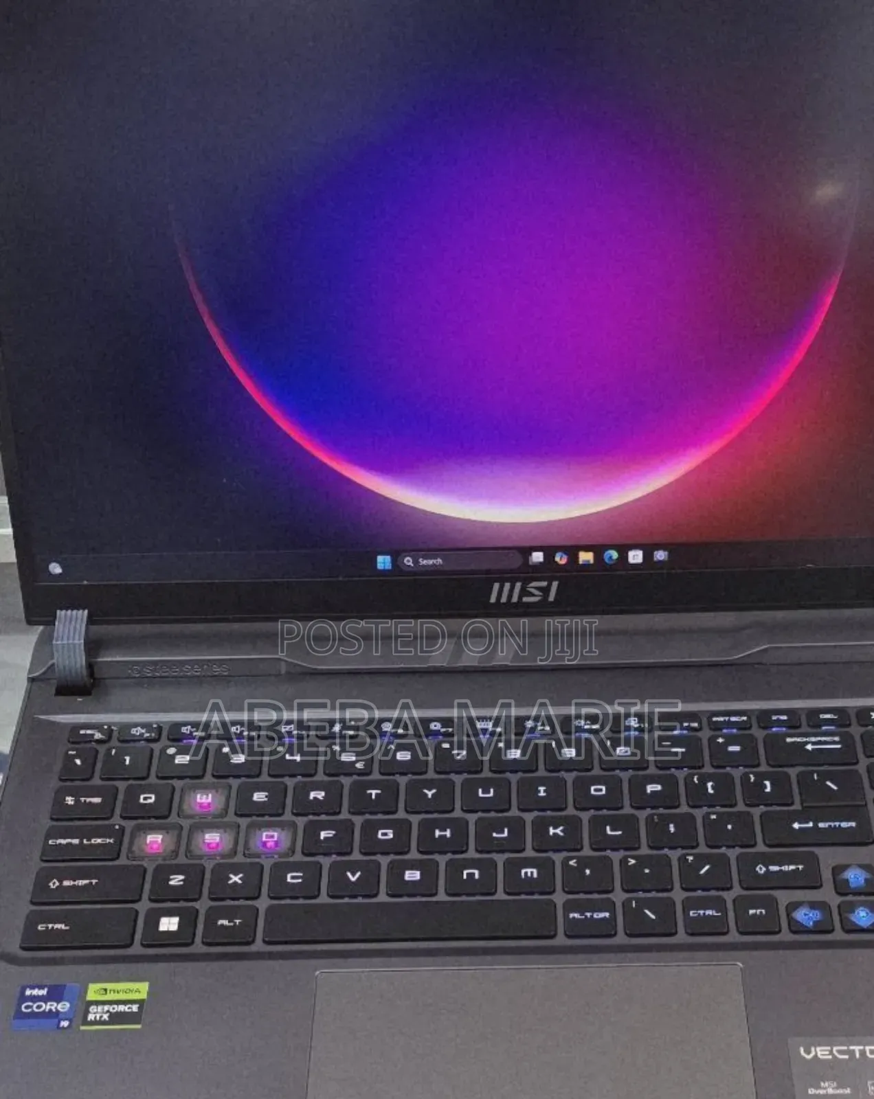 New Laptop MSI Vector 16 HX AI A2XWIG 16GB Intel Core I9 SSD 1T