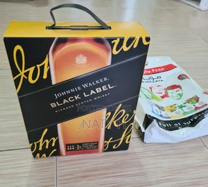 Photo - Johnnie Walker Black Label 3 in 1 Duty Free