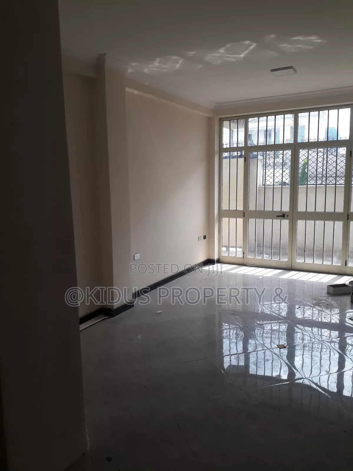 2bdrm Apartment in Around Nasswe, Nifas Silk-Lafto for rent