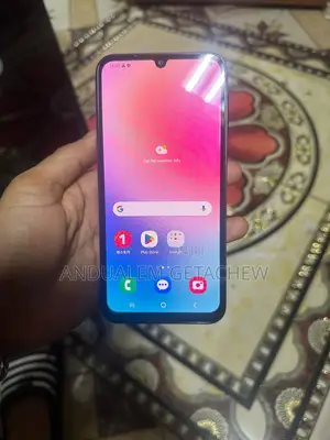 Photo - New Samsung Galaxy A24 128 GB Black