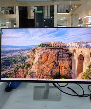 Photo - Monitor 32 Inch 