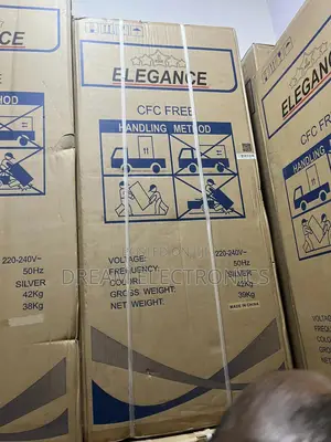 Photo - Elegance Refrigerator and Top Freezer