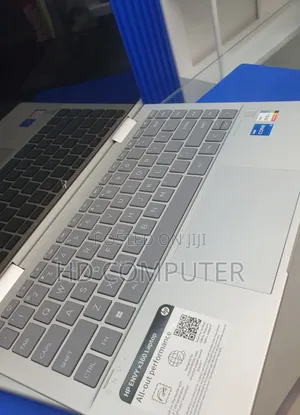 New Laptop HP Envy X360 8GB Intel Core I5 SSD 512GB