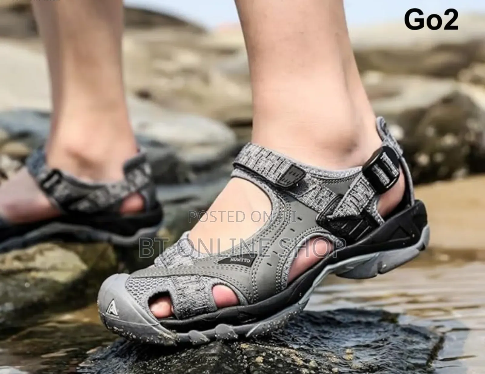 በማራኪ እና ልዩ ዲዛየን የተሰራ ጫማ