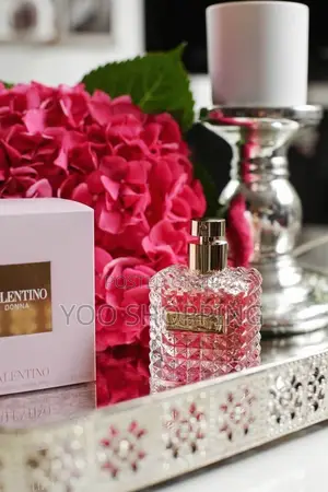 Photo - The Classic Valentino Donna Ladies Perfume