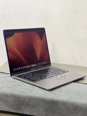 Laptop Apple MacBook Pro 2020 8GB Intel Core I5 HDD+SSD 256GB
