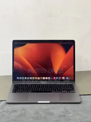 Photo - Laptop Apple MacBook Pro 2020 8GB Intel Core I5 HDD+SSD 256GB