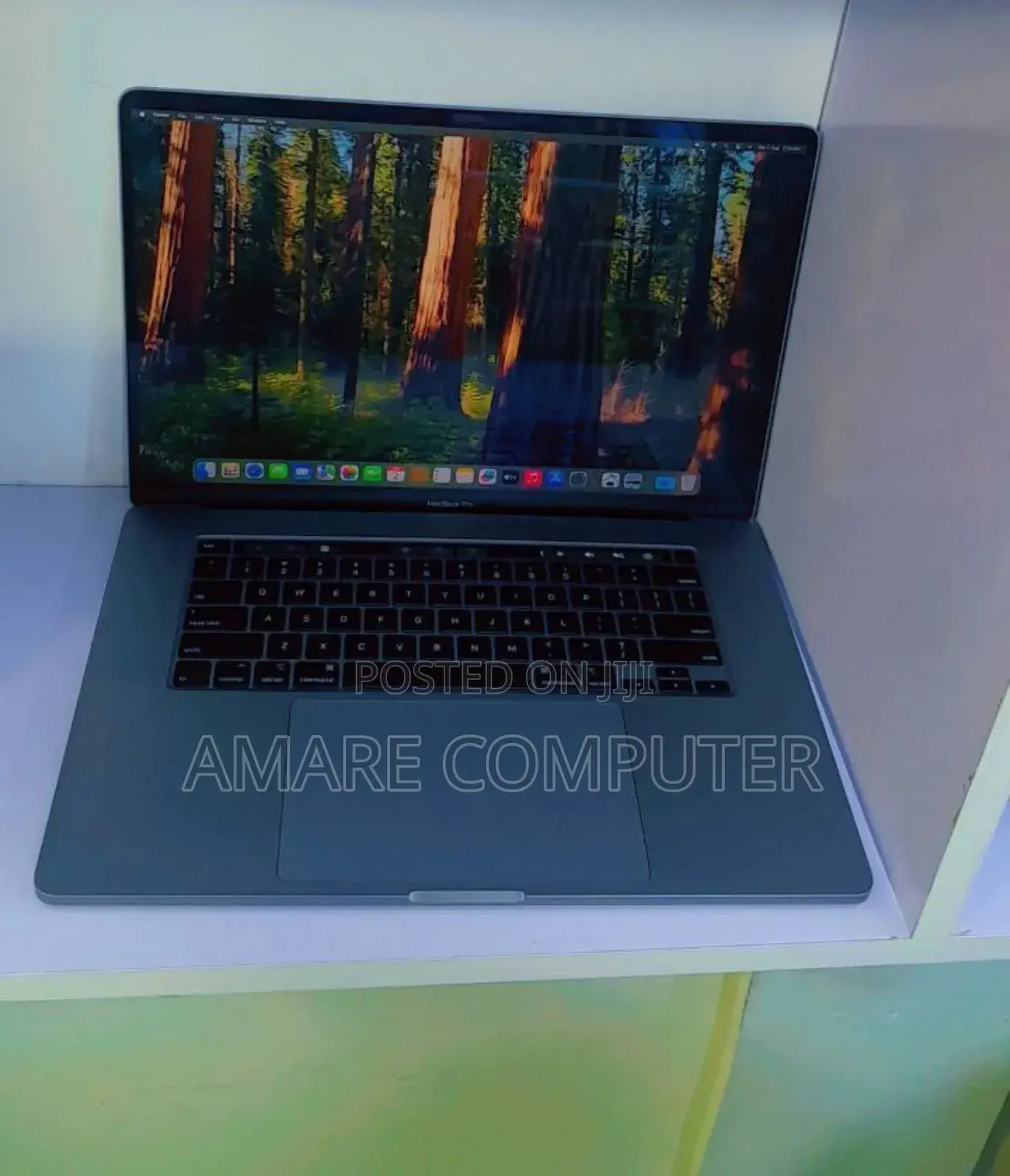New Laptop Apple MacBook Pro 2019 32GB Intel Core I9 SSD 1T