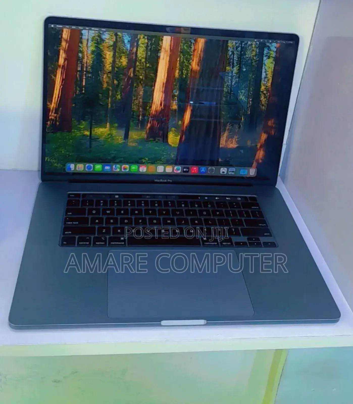 New Laptop Apple MacBook Pro 2019 32GB Intel Core I9 SSD 1T