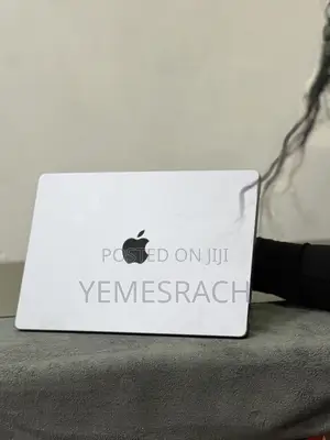 Laptop Apple MacBook Pro 2021 M1 16GB Apple M1 Pro SSD 512GB