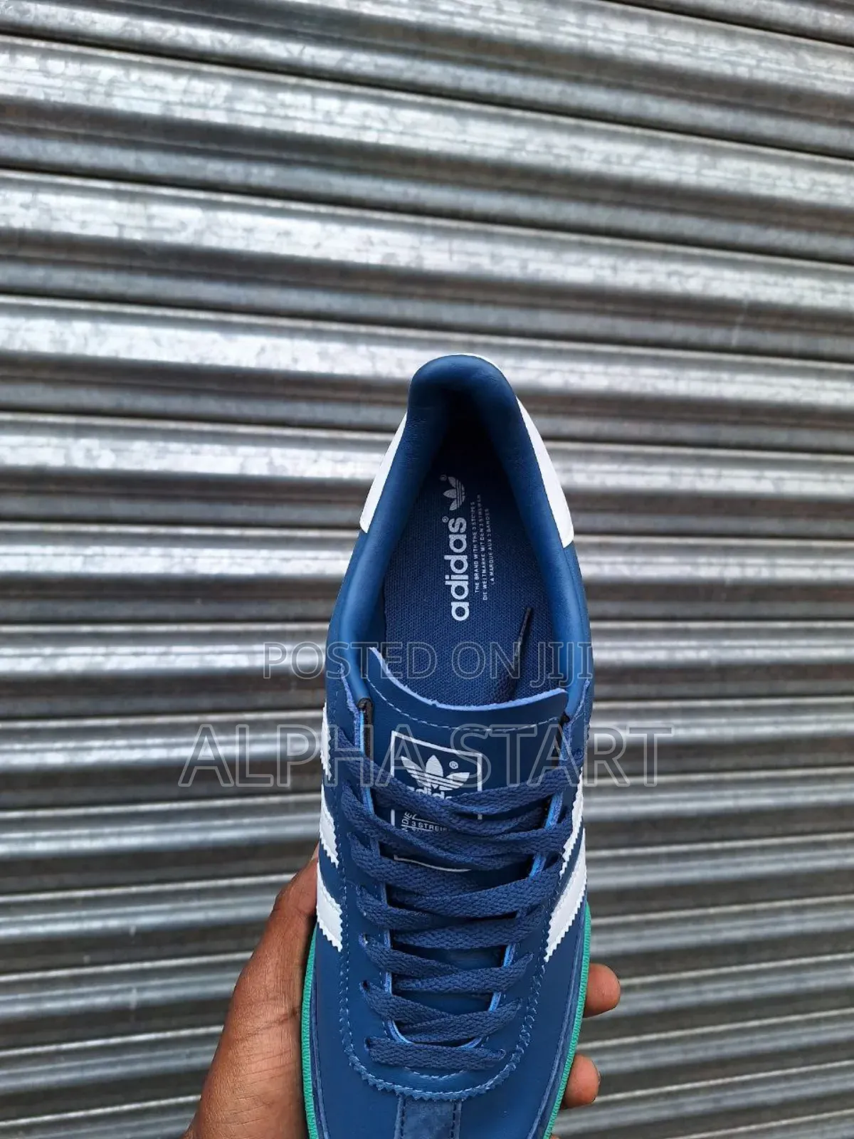 Flat Adidas Jeans Sneaker Made in Vietnam 
 Size -- 40--43