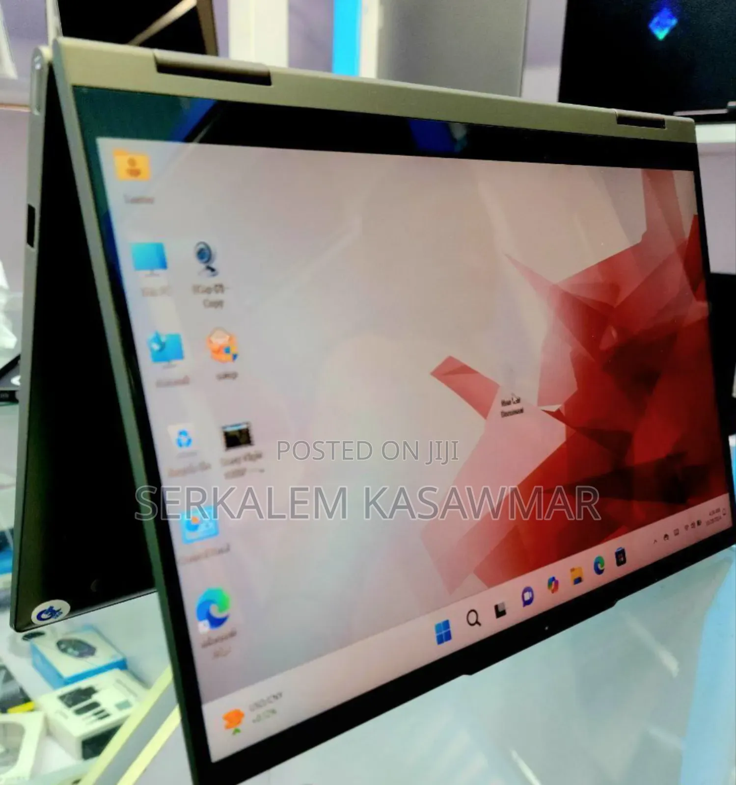 New Laptop Lenovo Yoga 7i 12GB Intel Core I5 SSD 512GB