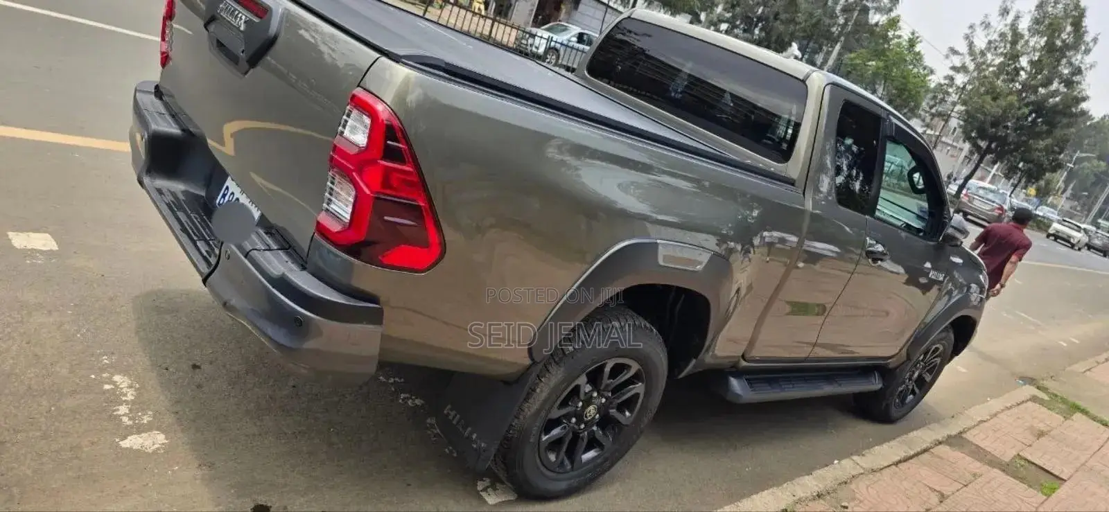 Toyota Hilux 2021 Gray