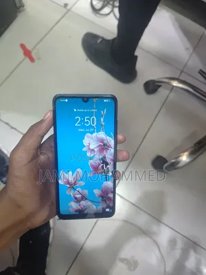 Photo - Huawei P30 Lite 128 GB Blue